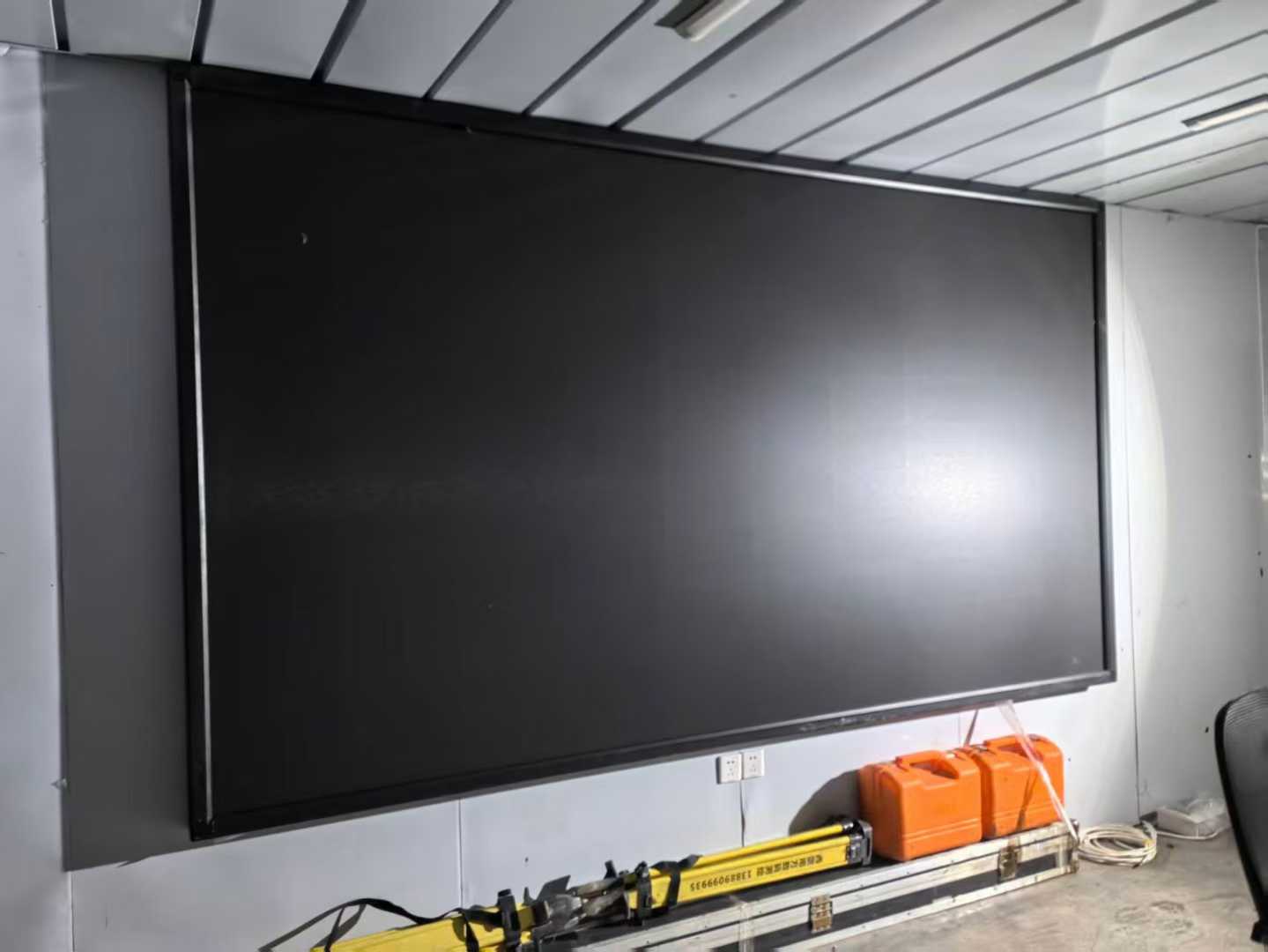 重庆某工地LED显示屏安装案例实录