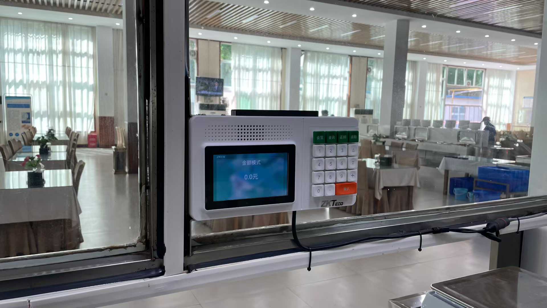 重庆弱电工程施工助力校园食堂迈入“刷脸吃饭”新时代